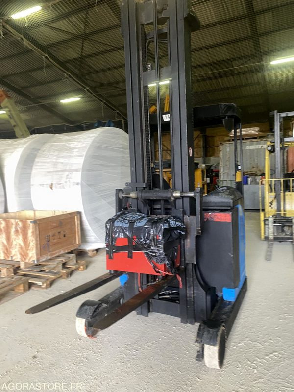 Gerbeur FENWICK LINDE R14 1.4T Triplex 7595mm - Retráctil: foto 3 Gerbeur FENWICK LINDE R14 1.4T Triplex 7595mm - Retráctil: foto 3