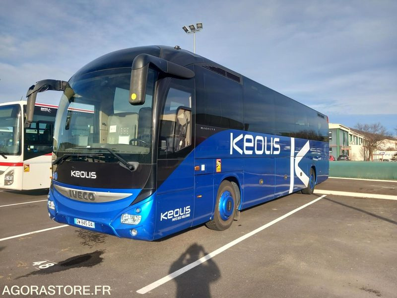 IVECO BUS MAGELYS 12.76m N°156015 - Minibús, Furgoneta de pasajeros: foto 4 IVECO BUS MAGELYS 12.76m N°156015 - Minibús, Furgoneta de pasajeros: foto 4