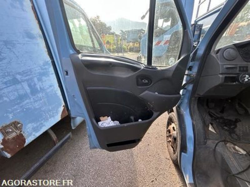 Furgón IVECO DAILY - 2011 - 158894KM - BN232WT: foto 8