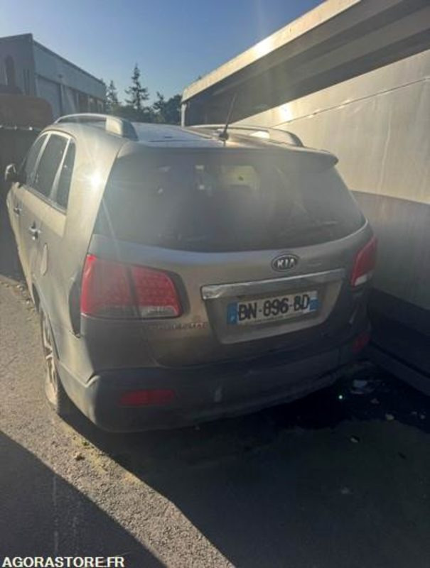 KIA SORENTO // BN-896-BD // 257 559KM // 2011 - SUV/ Todoterreno: foto 3 KIA SORENTO // BN-896-BD // 257 559KM // 2011 - SUV/ Todoterreno: foto 3