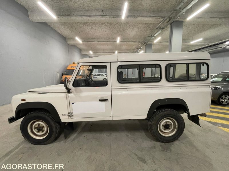 LAND ROVER DEFENDER I 110 2.5 Td5 Pickup 122cv BA-266-HR - SUV/ Todoterreno: foto 4 LAND ROVER DEFENDER I 110 2.5 Td5 Pickup 122cv BA-266-HR - SUV/ Todoterreno: foto 4