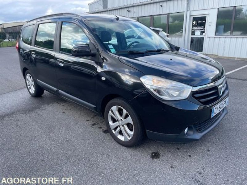 LODGY PRESTIGE 5PLACES 1.2Tce 115cv . 09/2013 . 161100 km - Coche: foto 4 LODGY PRESTIGE 5PLACES 1.2Tce 115cv . 09/2013 . 161100 km - Coche: foto 4