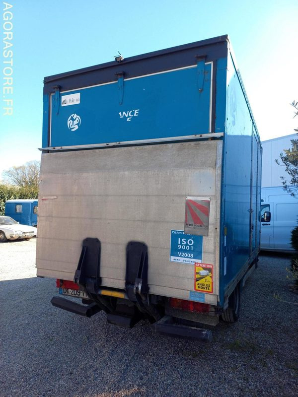 MERCEDES 411 SPRINTER - Furgón: foto 5 MERCEDES 411 SPRINTER - Furgón: foto 5