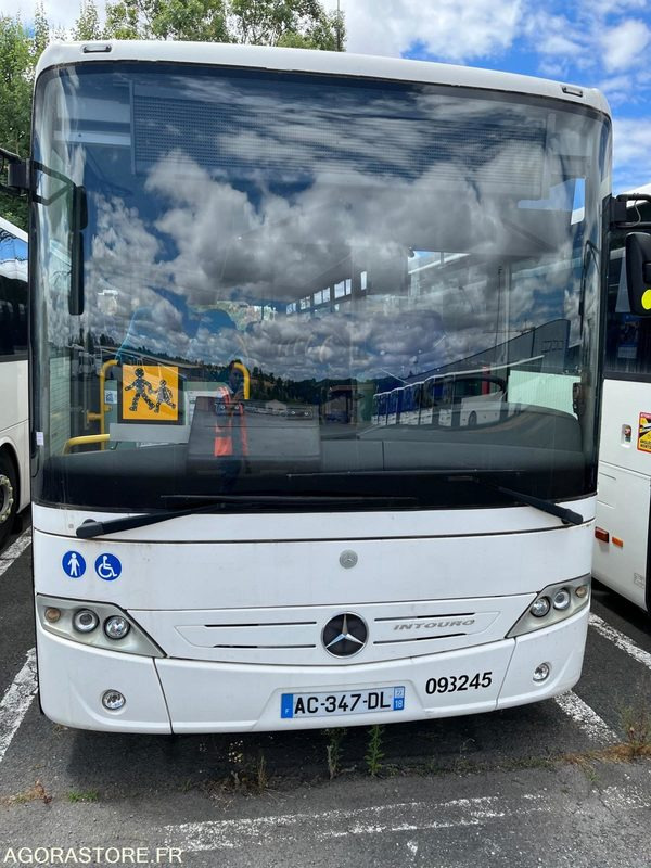 MERCEDES INTOURO 12,98m N°093245 - Autobús escolar: foto 1 MERCEDES INTOURO 12,98m N°093245 - Autobús escolar: foto 1