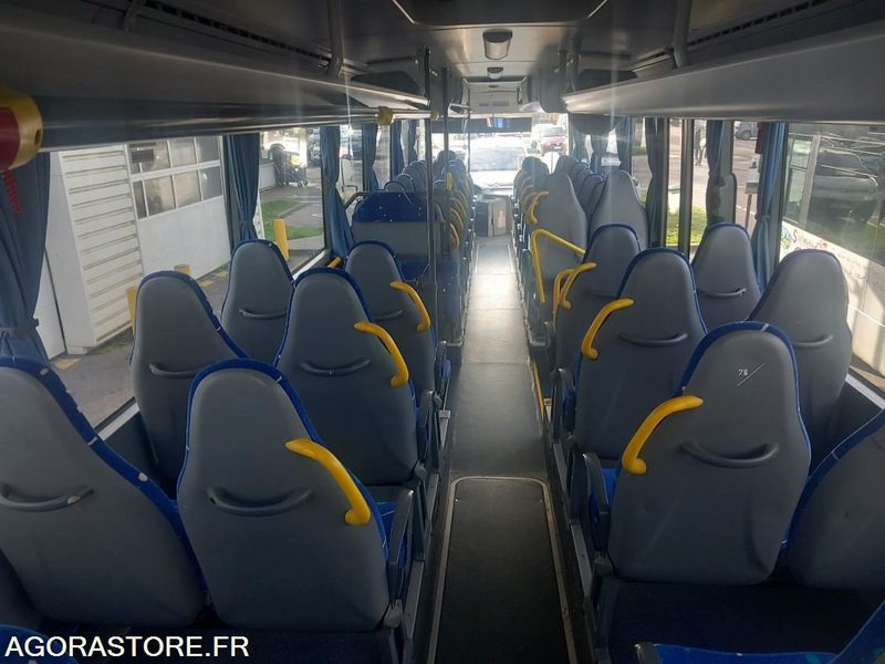 MERCEDES INTOURO N°083146 - Autobús escolar: foto 5 MERCEDES INTOURO N°083146 - Autobús escolar: foto 5