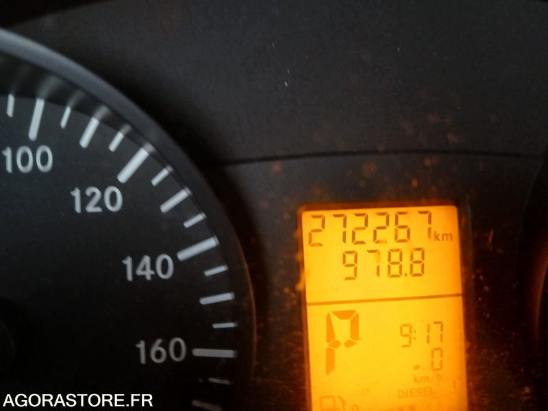 MERCEDES SPRINTER ANNEE 2014 - Furgoneta basculante: foto 4 MERCEDES SPRINTER ANNEE 2014 - Furgoneta basculante: foto 4