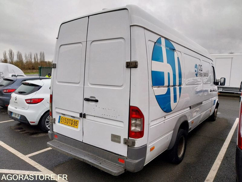 MERCEDES Sprinter 411CDI Fourgon L4 VASP 2004 148238Km ROULANT PRO UNIQUEMENT - Furgón: foto 3 MERCEDES Sprinter 411CDI Fourgon L4 VASP 2004 148238Km ROULANT PRO UNIQUEMENT - Furgón: foto 3