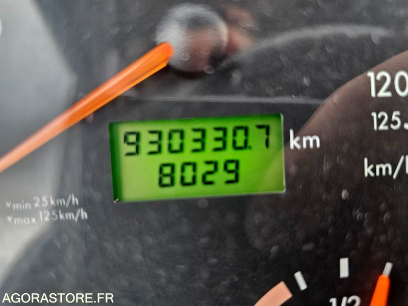 Autocar MERCEDES TOURISMO - CD099HL - 2012 - 930330 kms: foto 11