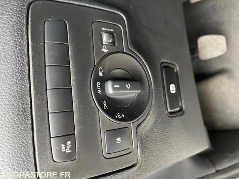 Leasing de  MERCEDES VITO MIXTO 116 CDI  LONG 5 PLACES - 2021 - 193 000km MERCEDES VITO MIXTO 116 CDI  LONG 5 PLACES - 2021 - 193 000km: foto 15