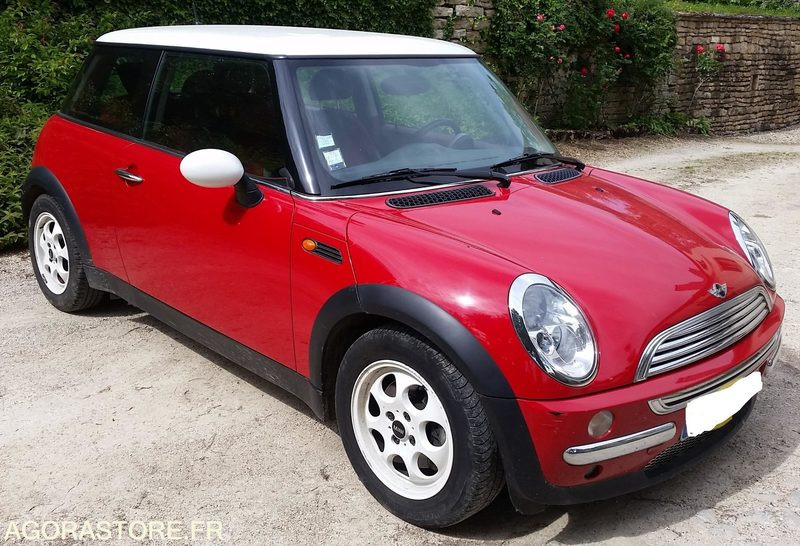 MINI COOPER 1.6 ESSENCE DE 12/2001 AVEC 123458 KM GARANTIS 1 ère MAIN - Coche: foto 2 MINI COOPER 1.6 ESSENCE DE 12/2001 AVEC 123458 KM GARANTIS 1 ère MAIN - Coche: foto 2