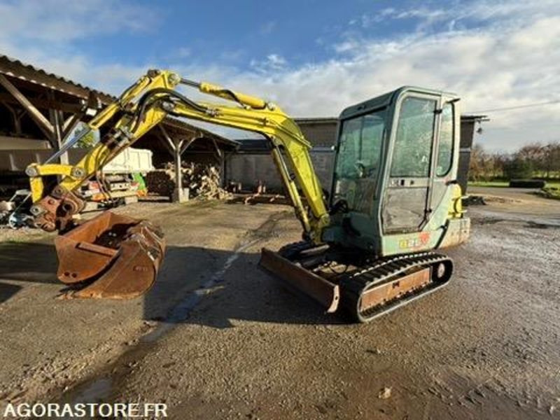 Excavadora MINI-PELLE - YANMAR B25 V - 2,7 Tonnes - 2000 - 8471H: foto 13