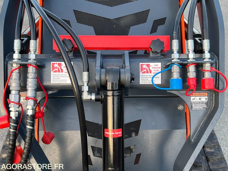 Mini chargeur porte outils BOLEO 25cv SV25H - Cargadora: foto 5 Mini chargeur porte outils BOLEO 25cv SV25H - Cargadora: foto 5