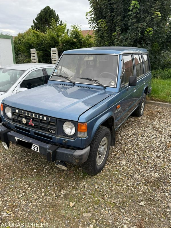 Mitsubishi Pajero v6 - SUV/ Todoterreno: foto 1 Mitsubishi Pajero v6 - SUV/ Todoterreno: foto 1