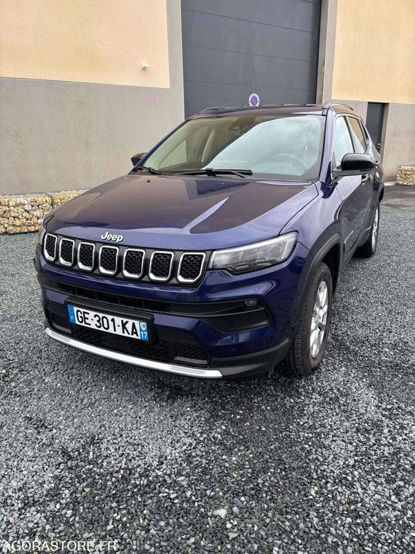 NIORT- JEEP COMPASS 1.3 HYBRID RECHARGEABLE 4X4 190CV FULL OPTIONS - Coche: foto 1 NIORT- JEEP COMPASS 1.3 HYBRID RECHARGEABLE 4X4 190CV FULL OPTIONS - Coche: foto 1