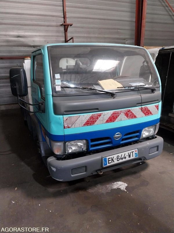 NISSAN Cabstar 4T5 BAROCLEAN 2006 310 000Km NON ROULANT EXPORT EXCLUSIVEMENT - Limpieza de alcantarillado: foto 2 NISSAN Cabstar 4T5 BAROCLEAN 2006 310 000Km NON ROULANT EXPORT EXCLUSIVEMENT - Limpieza de alcantarillado: foto 2
