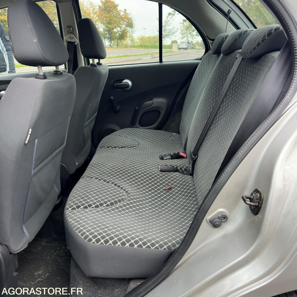 Nissan micra 1.2i - Coche: foto 5 Nissan micra 1.2i - Coche: foto 5