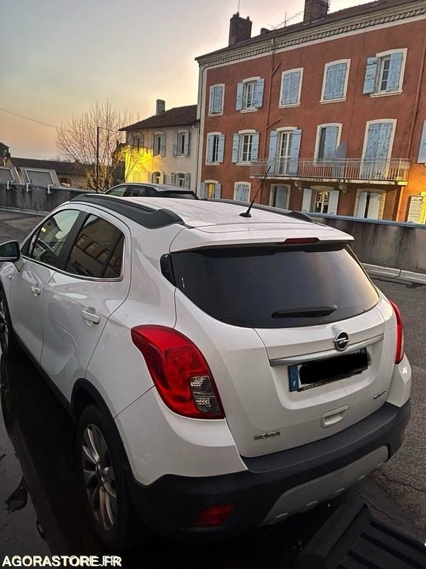OPEL MOKKA - 106 000 - 2015 - SUV/ Todoterreno: foto 3 OPEL MOKKA - 106 000 - 2015 - SUV/ Todoterreno: foto 3