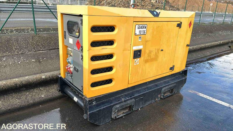 GROUPE ELECTROGENE SDMO R44C3 - 2016 / 5571H (G040KW10136) - Otros maquinaria: foto 1 GROUPE ELECTROGENE SDMO R44C3 - 2016 / 5571H (G040KW10136) - Otros maquinaria: foto 1