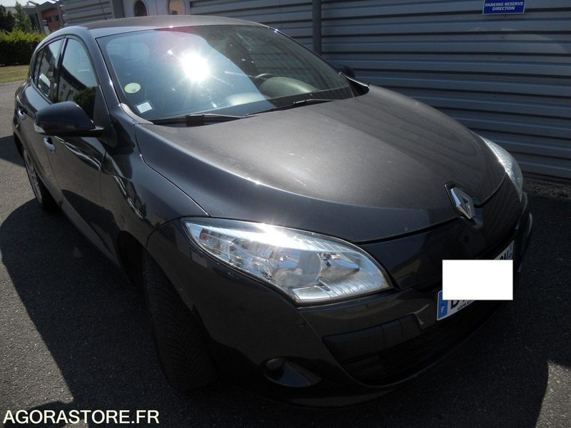 LOT 7 SLT - RENAULT MEGANE - Otros maquinaria: foto 1 LOT 7 SLT - RENAULT MEGANE - Otros maquinaria: foto 1