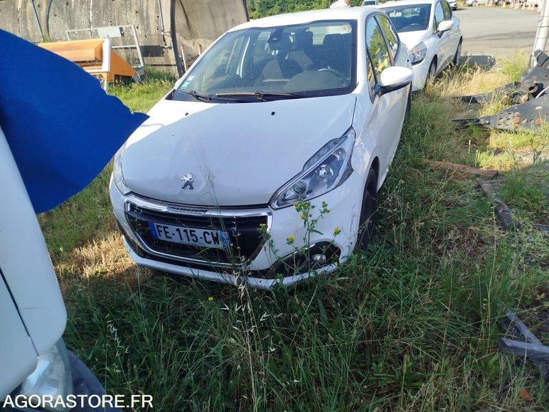 PEUGEOT 208 - 2019 - 232606 KM - Coche: foto 1 PEUGEOT 208 - 2019 - 232606 KM - Coche: foto 1