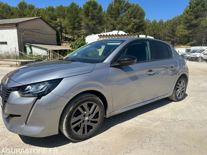 PEUGEOT 208 II Boite auto 107000kms 2022 - Coche: foto 3 PEUGEOT 208 II Boite auto 107000kms 2022 - Coche: foto 3