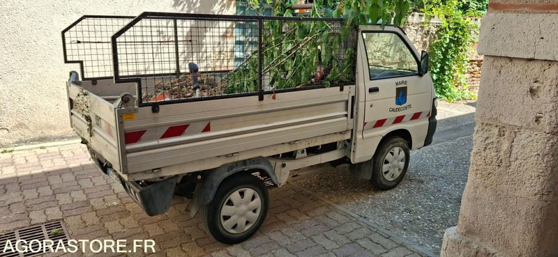 PIAGGIO PORTER Camion Benne - Furgoneta basculante: foto 1 PIAGGIO PORTER Camion Benne - Furgoneta basculante: foto 1