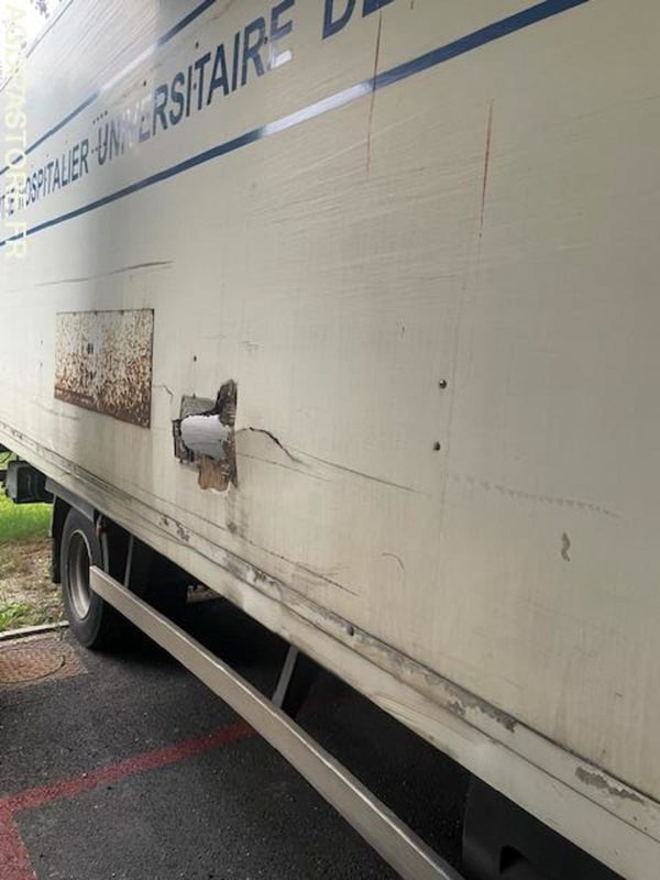 POID LOURD Renault Premium - Camión caja cerrada: foto 2 POID LOURD Renault Premium - Camión caja cerrada: foto 2