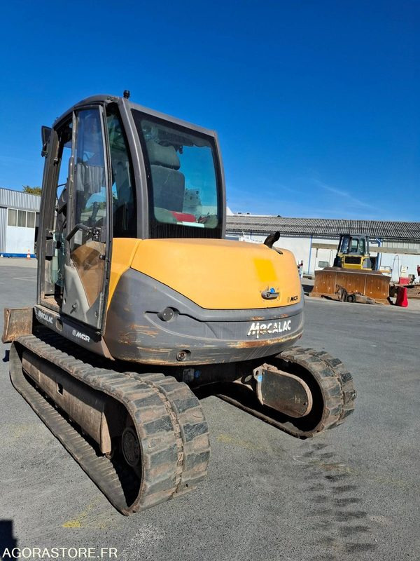 Pelle sur chenilles MECALAC 8MCR - 6920 heures - 2014 - N° série 130951 - Excavadora de cadenas: foto 2 Pelle sur chenilles MECALAC 8MCR - 6920 heures - 2014 - N° série 130951 - Excavadora de cadenas: foto 2