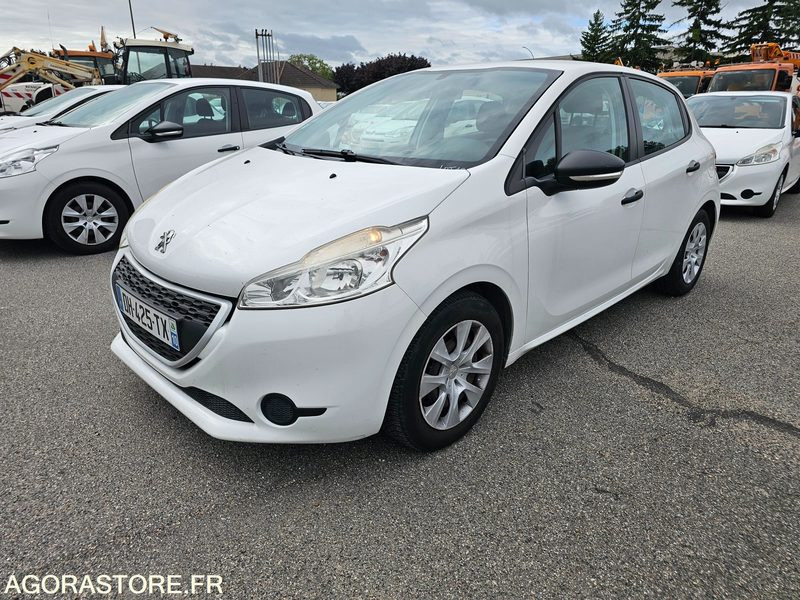 Peugeot 208 - 2014 - 134673km - DH425TX - Coche: foto 1 Peugeot 208 - 2014 - 134673km - DH425TX - Coche: foto 1