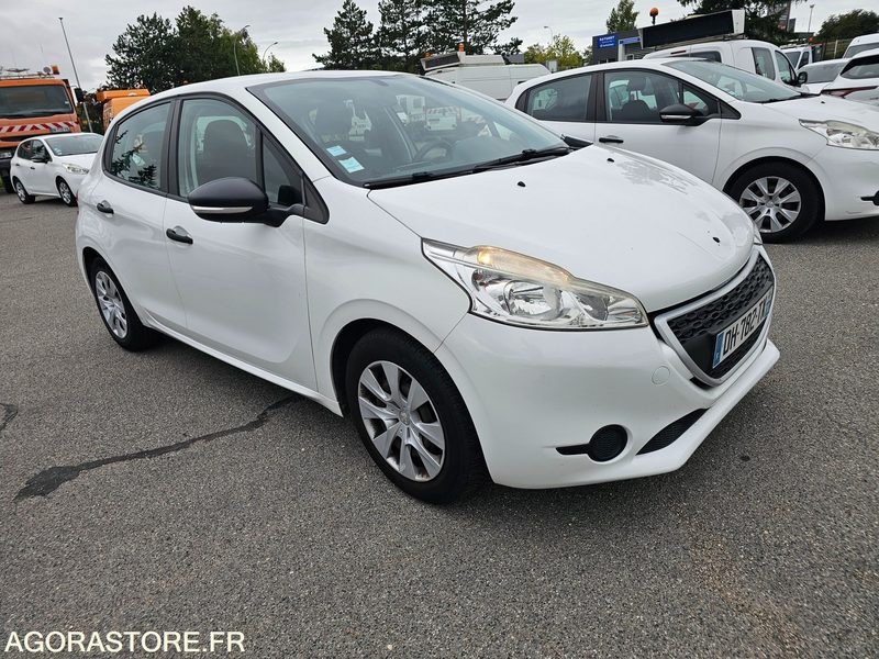 Peugeot 208 - 2014 - 145593km - DH782TX - Coche: foto 2 Peugeot 208 - 2014 - 145593km - DH782TX - Coche: foto 2