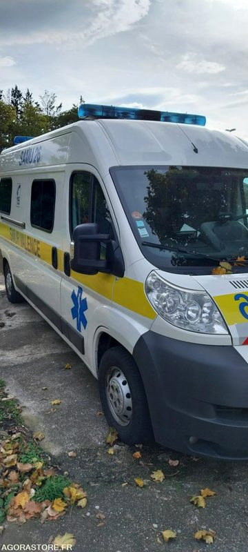 Peugeot BOXER, 3L HDI, 2012, 329317 kms, moteur 63435kms - Ambulancia: foto 2 Peugeot BOXER, 3L HDI, 2012, 329317 kms, moteur 63435kms - Ambulancia: foto 2