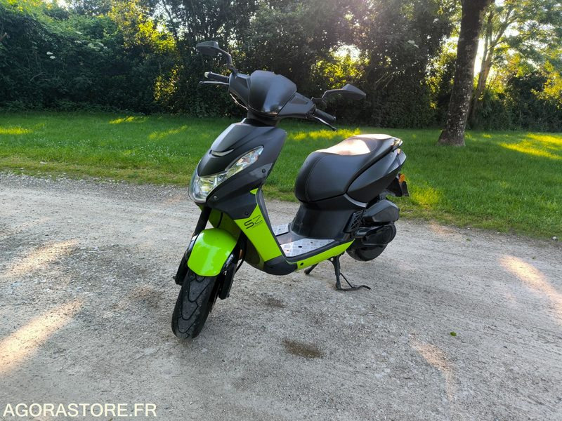 Peugeot Street zone 50cc - Motocicleta: foto 1 Peugeot Street zone 50cc - Motocicleta: foto 1