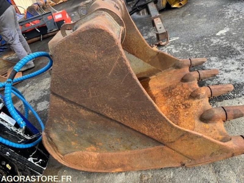 GODET DE TERRASSEMENT MORIN MODULE 5 1050 MM - Piezas de recambio para Maquinaria de construcción: foto 1 GODET DE TERRASSEMENT MORIN MODULE 5 1050 MM - Piezas de recambio para Maquinaria de construcción: foto 1