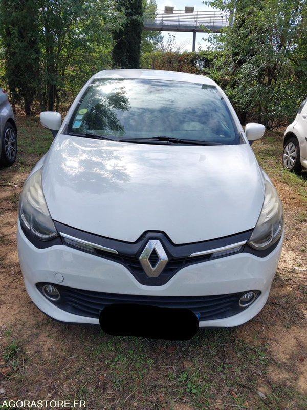 RENAULT CLIO - 133418km - 2014 - Coche: foto 1 RENAULT CLIO - 133418km - 2014 - Coche: foto 1