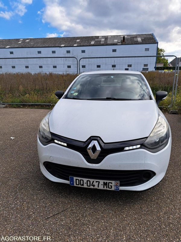RENAULT CLIO 4 - 2015 / 193268 KM (DQ-047-MG) - Coche: foto 1 RENAULT CLIO 4 - 2015 / 193268 KM (DQ-047-MG) - Coche: foto 1