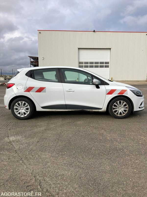 RENAULT CLIO IV diesel - Année 2018 - 312 000km - Coche: foto 5 RENAULT CLIO IV diesel - Année 2018 - 312 000km - Coche: foto 5