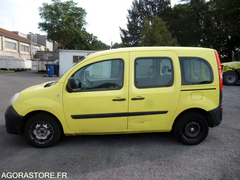 RENAULT KANGOO 1.5 DCI 5 PLACES - Coche: foto 2 RENAULT KANGOO 1.5 DCI 5 PLACES - Coche: foto 2