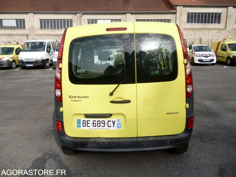 RENAULT KANGOO 1.5 DCI 5 PLACES - Coche: foto 3 RENAULT KANGOO 1.5 DCI 5 PLACES - Coche: foto 3