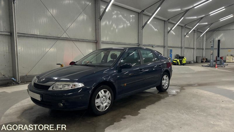 RENAULT-LAGUNA-1.6-16V-EXPRESSION - Coche: foto 1 RENAULT-LAGUNA-1.6-16V-EXPRESSION - Coche: foto 1