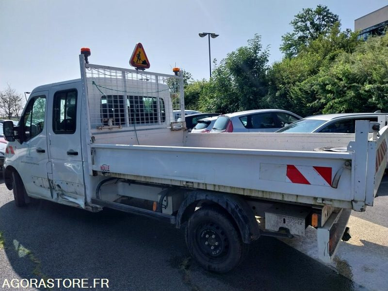 RENAULT MASTER DOUBLE CABINE TRIBENNE DIESEL 110 CH - Furgoneta basculante: foto 1 RENAULT MASTER DOUBLE CABINE TRIBENNE DIESEL 110 CH - Furgoneta basculante: foto 1