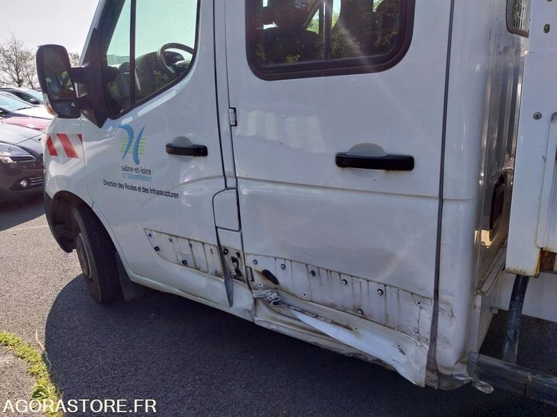 RENAULT MASTER DOUBLE CABINE TRIBENNE DIESEL 110 CH - Furgoneta basculante: foto 2 RENAULT MASTER DOUBLE CABINE TRIBENNE DIESEL 110 CH - Furgoneta basculante: foto 2