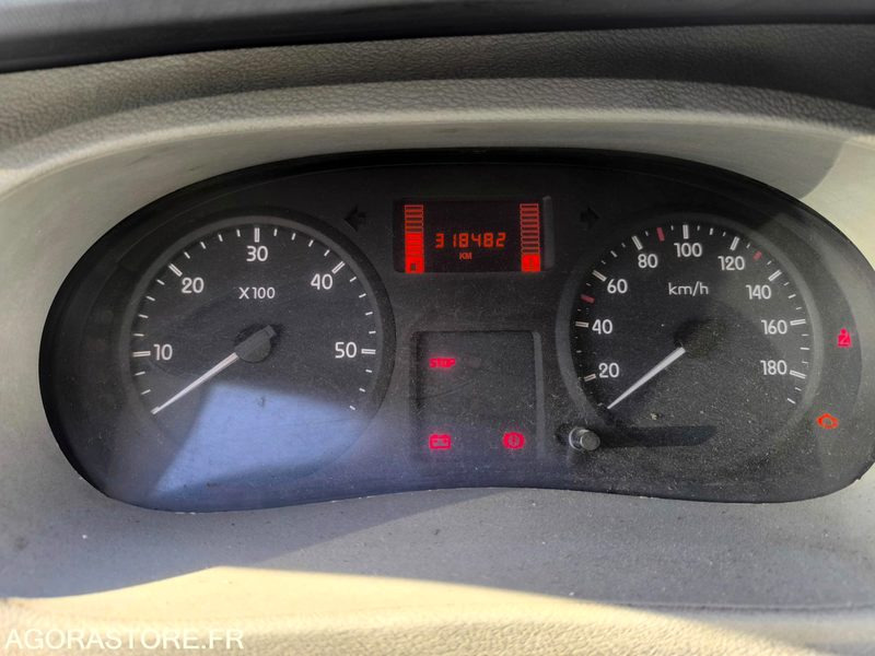 RENAULT MASTER II - 2009 - 318482 Kms - Furgón: foto 5 RENAULT MASTER II - 2009 - 318482 Kms - Furgón: foto 5