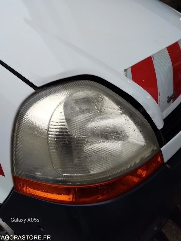 RENAULT MASTER-ROULANT - Furgón: foto 2 RENAULT MASTER-ROULANT - Furgón: foto 2