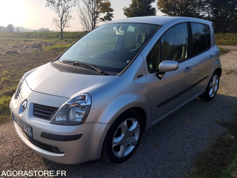 RENAULT MODUS - 102000 KILOMETRES - ESSENCE - Coche: foto 1 RENAULT MODUS - 102000 KILOMETRES - ESSENCE - Coche: foto 1