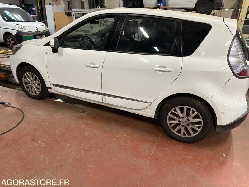 RENAULT SCENIC 3 - 113000KMS - Coche: foto 4 RENAULT SCENIC 3 - 113000KMS - Coche: foto 4