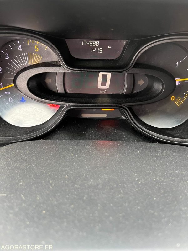RENAULT - TRAFIC FRIGORIFIQUE - 2017 / 175 000 KM - Furgoneta frigorifica: foto 4 RENAULT - TRAFIC FRIGORIFIQUE - 2017 / 175 000 KM - Furgoneta frigorifica: foto 4