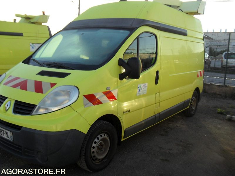 RENAULT TRAFIC - Furgón: foto 1 RENAULT TRAFIC - Furgón: foto 1