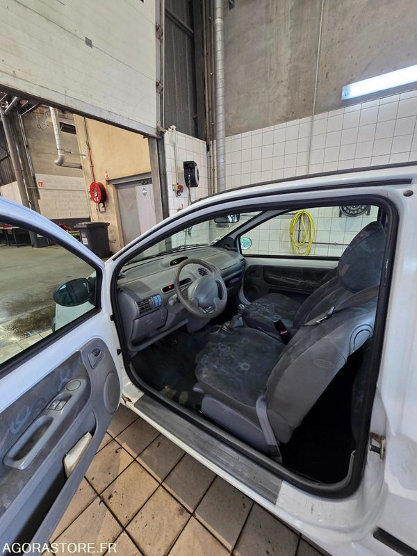 RENAULT TWINGO - Coche: foto 3 RENAULT TWINGO - Coche: foto 3