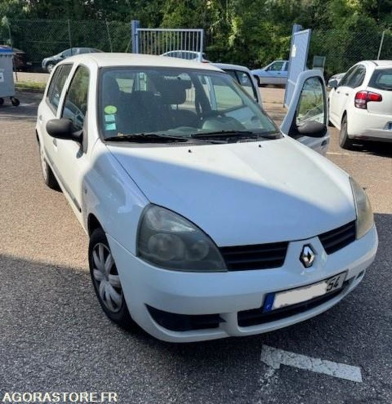 Renault CLIO 2 - Coche: foto 2 Renault CLIO 2 - Coche: foto 2