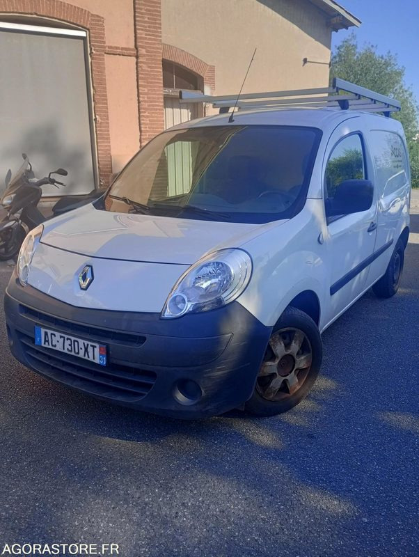 Renault Kangoo 6CV 136506 kms 2009 - Furgoneta pequeña: foto 1 Renault Kangoo 6CV 136506 kms 2009 - Furgoneta pequeña: foto 1